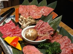 -炼火烤肉店