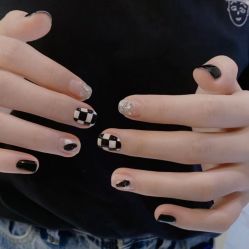 -MOMO·Nail美甲美睫