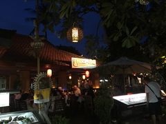 -Mai Mai Restaurant