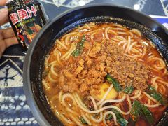 -桥香园过桥米线(国贸店)
