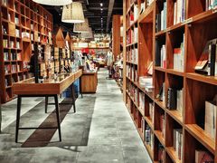 -百新书局(尚悦湾店)