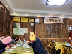 大堂-何记面馆(龙泉山店)