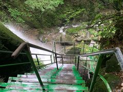 -藏龙百瀑风景区