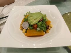 牛油果沙拉-撒拉花儿·新疆菜·清真(太阳宫店)