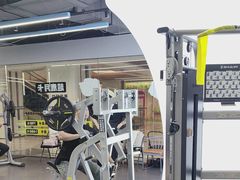 -超鹿运动(五四路恒力城店)