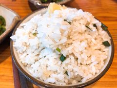 -野山舂·贵州现舂酸汤火锅(鸿通城店)