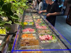 -牛里牛气· 榴莲海鲜鲜牛肉自助火锅·烤肉(横岗店)