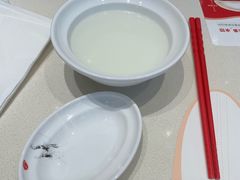 餐具摆设-喜家德虾仁水饺(麒麟社店)