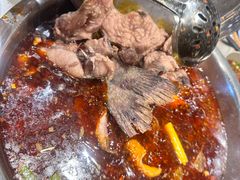 -肖肖酸萝卜鱼火锅(总店)