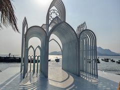 -那琴半岛地质海洋公园