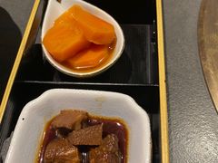 -铭牛烧肉·和牛海鲜自助(高新月牙湖店)