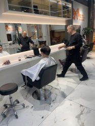 点击看大图 -EMILY 艾米莉 烫染沙龙