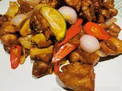 泰式柠檬香叶鸡-云海肴·汽锅鸡·云南菜(美罗城店)