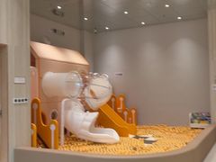 -龙格亲子游泳·水育早教运动中心(绿宝中心)