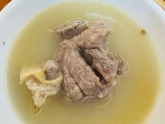 -黎老幺光雾山黄羊汤锅