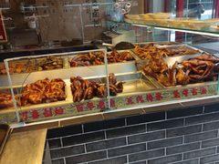 -老鼎万春卤菜(五代传承创始老店)
