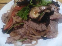 招牌美食-冯记白土岗辣子鸡