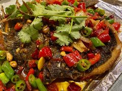 东巴烤鱼-小厨子私房菜·云南美食店