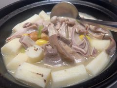 鸡汤淮山凤爪-春满园·早茶·粤菜·宴会(前海店)