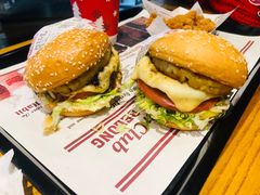 -The Habit Burger Grill 哈比特汉堡(爱琴海店)