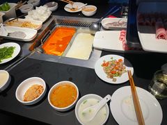 -海底捞火锅智慧餐厅(中骏世界城店)