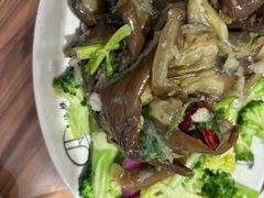 茄子西蓝花-和记馅饼(日照街店)