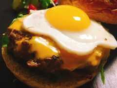 -HIGH FIVE哈福手工汉堡(桂林路店)