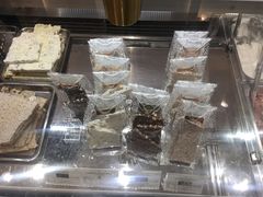 -VENCHI 闻绮(上海佛罗伦萨小镇店)