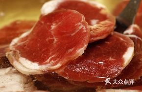 Hand-Cut Fresh Tan Sheep Meat