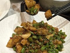 -荟廷·晶萃(陆家嘴尚悦湾店)