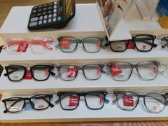 -优医视平价眼镜蔡司依视路折扣工厂店(德胜门店)