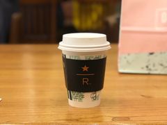 美式咖啡-星巴克臻选(青岛麦凯乐分店)