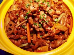 -多嘴超级肉蟹煲(杉杉国潮主题店)