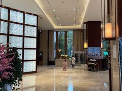 -七彩云南古滇温泉山庄