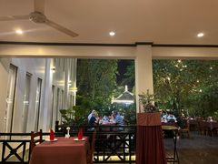 -Neary Khmer Restaurant