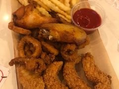 -必胜客(WOW象山涌金广场店)