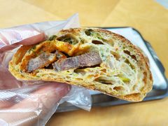 香菜牛肉恰巴塔-LANLIZI BAKERY(COSMO店)