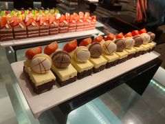 -西安皇冠假日酒店·朱雀咖啡厅