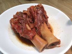 金牌酱棒骨-上关雪東北菜(中房金谊店)