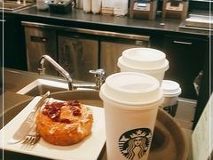 -星巴克臻选(威海威高广场店)