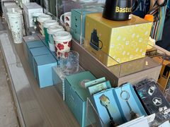 -抱抱地球咖啡馆(国家海洋博物馆店)