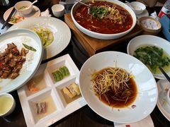 -通安客栈中餐厅·何家小馆