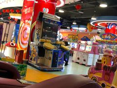 -爱玩嘉年华(龙湖源著天街店)