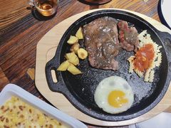 -意国小镇披萨牛排餐厅(新玛特店)