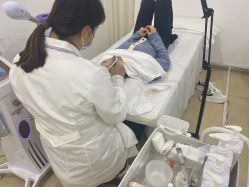 -凡碧诗毛孔清洁收细