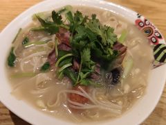 -厚生港萃·小吃餐厅(苍梧路店)