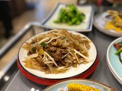 干炒牛河-金龙·打边炉(南京西路店)