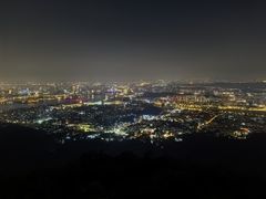 -紫金山山顶公园