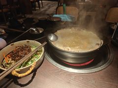 -芸鲜季·云南野生菌餐厅· 云南风物味研社(闵行店)