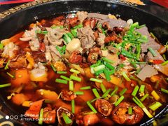 满满一锅-一只烧鸡公(解放碑店)